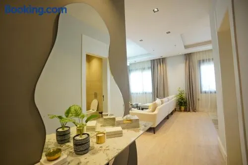 Darat Safa Luxury Smart Apartment - Image 1