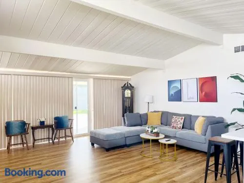 New Renovated 3B2B house - Image 1