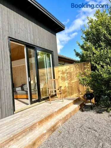 Neptuni Bed and Kitchen - Image 1