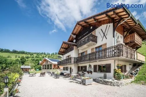 Gand chalet montagne 30 personnes - Image 1