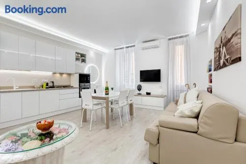 BMGA l The White Crown Apartment in Testaccio - Image 1