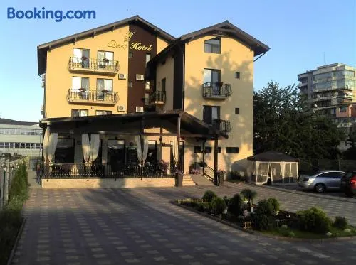 Best Hotel - Image 1