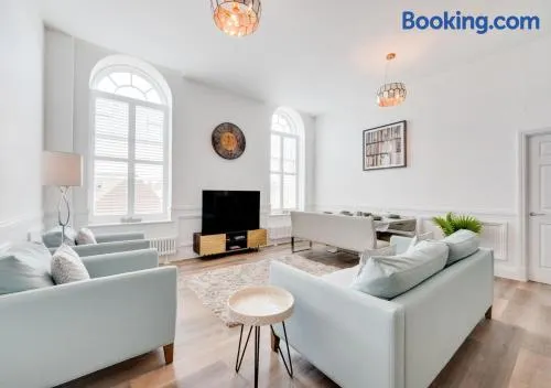 4 Burlington Place - Image 1