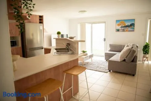 Cozy 3BR Retreat, Ensuite, Wi-Fi - Image 1