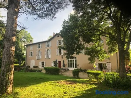 Domaine en Reynouse - Image 1