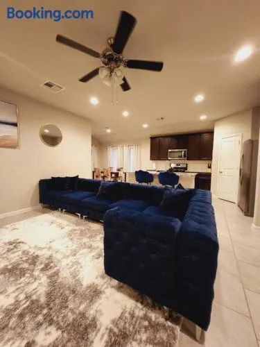 The Luxe Richmond Houston Katy Sugarland Shella City Home - Image 1