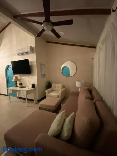 Casa Verde Aqua - Image 1