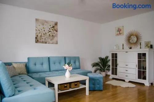 Collosal Apartment with Garden - Image 1