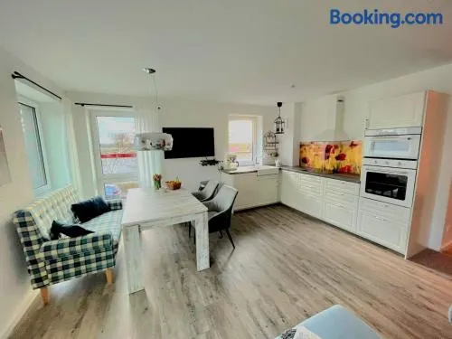 Familie Hamburger Ferienwohnung 1 OG rechts - Image 1