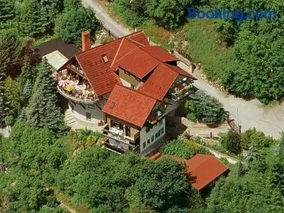 Café und Pension Theodor Fontane - Image 1