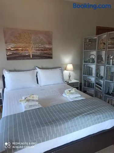 Athena's Luxury Place - Image 1