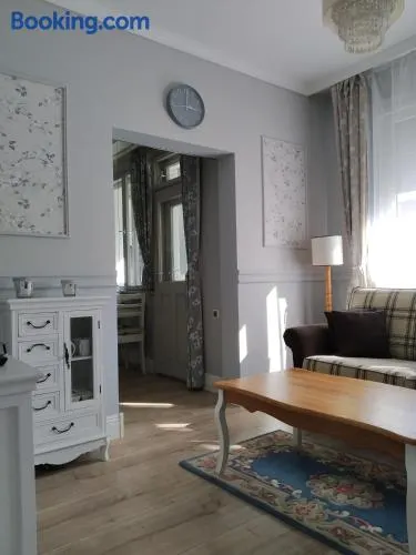 My Home, with free secure parking - Image 1