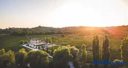 Casale Verdeluna Wine Resort - Image 1