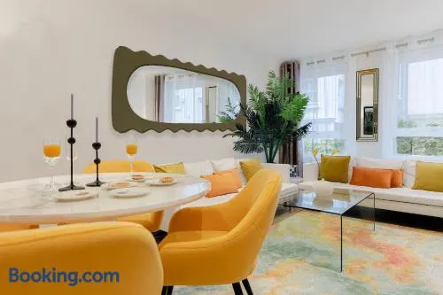 Explore the MOST EXQUISITE West-End from a Harrods FAMILY and COUPLE HOME - Image 1