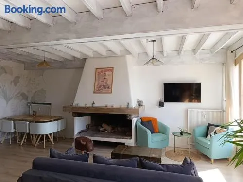 T3, 2 chambres 60m2 piscine, tennis vue sur lac - Image 1