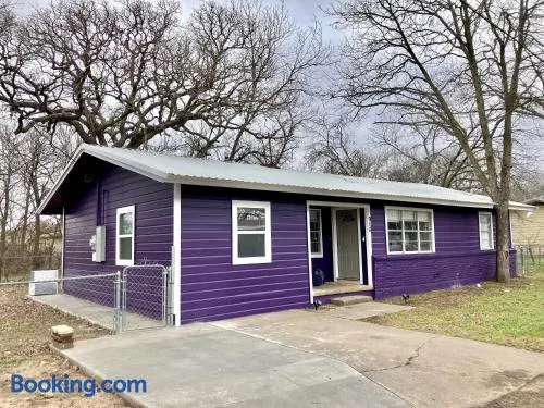 The Purple House - Cozy Near TSU - Image 1