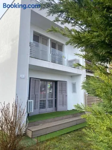 Ragyogók Apartman - Image 1