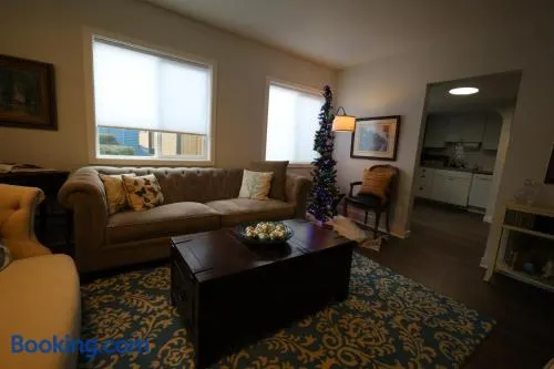 Grand millennial Style UW Cap Hill EV - Image 1