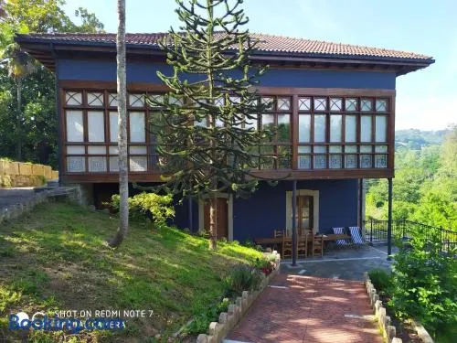 Palacete Peñanora - Image 1