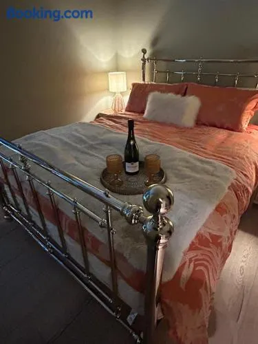 Luxury Lodge by Findhorn Sands No 18 - Image 1