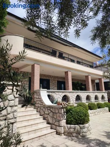 Biuk Apartments - Image 1