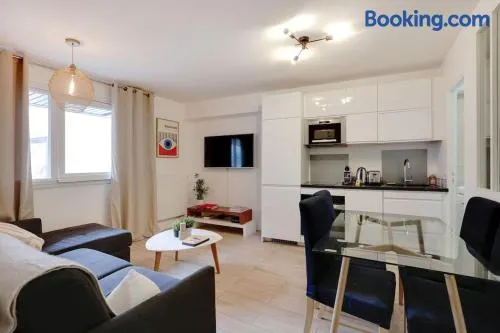 GuestReady - Lovely practical apartment in Ménilmontant - Image 1