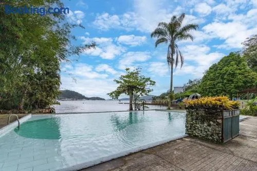 Suites em Angra dos Reis - Image 1