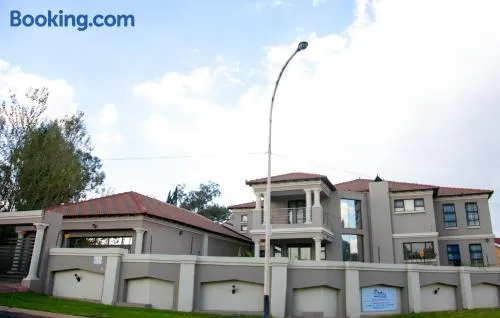 ANGELOCEAN GUEST HOUSE - Image 1
