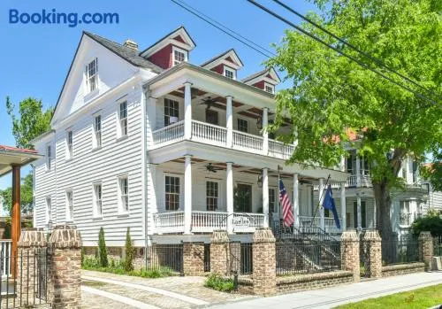 The Charlestonian - Image 1