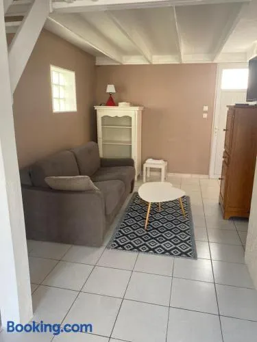 Studio mezzanine au calme - Image 1