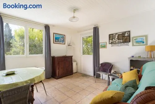 T3 Grand jardin proche mer - Image 1