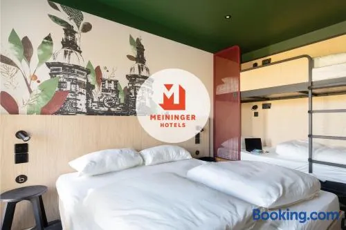 MEININGER Hotel Edinburgh Haymarket - Image 1