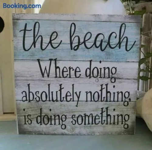 Sea breeze holiday apartment - Image 1