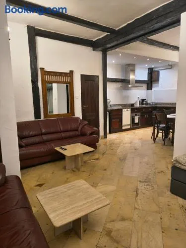 Apartament pod Papugą z dwiema lazienkami - Image 1