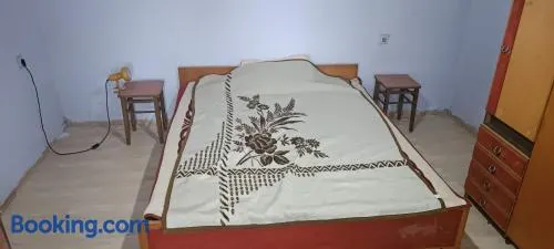 Happy Home - Image 1