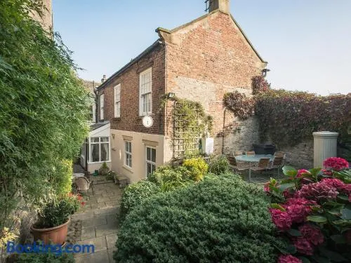 Barbican Cottage - Image 1