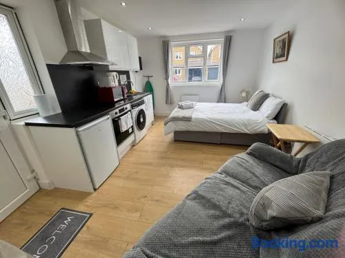 London Heathrow Ashford Escape Flat 1 - Image 1