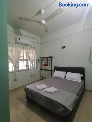 FBS Inn Dungun - Image 1
