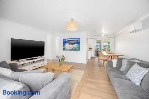 Alma Beach Haven - Image 1