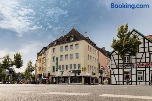 Hotel und Gaststätte zum Grafenwall - Image 1