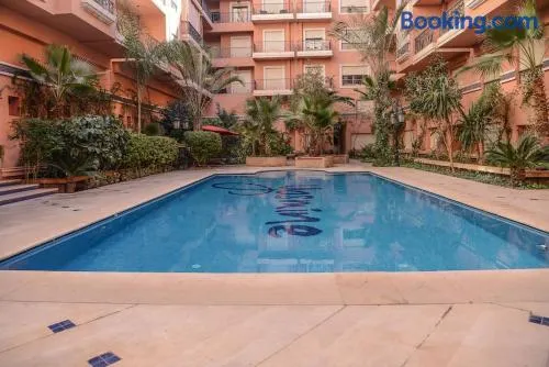 Luxury 122m Apartment Near Majorelle Garden and Gueliz with Pool View, Terrace & Balcony - Image 1