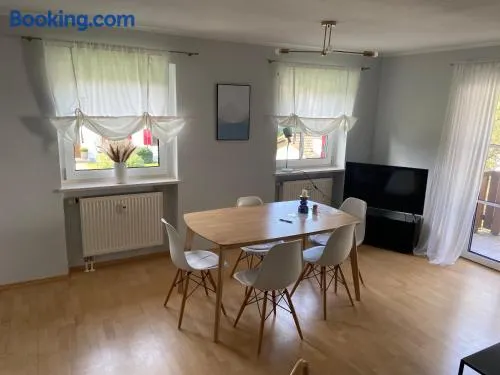 Modern eingerichtete Wohnung mit 2 Schlafzimmern - Image 1