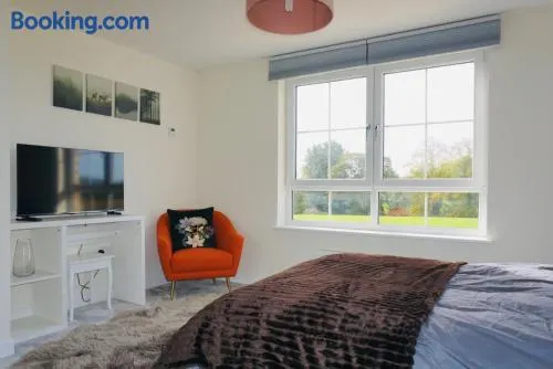 En-suite Double Bedroom with Pentland Hill View - Image 1