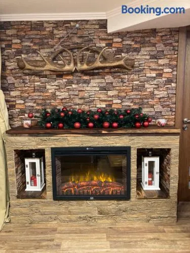 Boutique & artistic 3 bedroom apartment. - Image 1