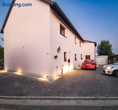 2 Zimmer Wohnung mit Traumhaftem Blick in die Natur - Image 1