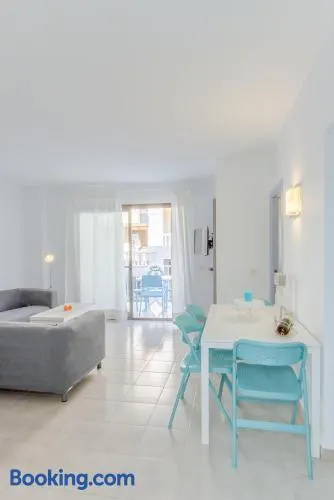 Apartamentos Lago - Image 1