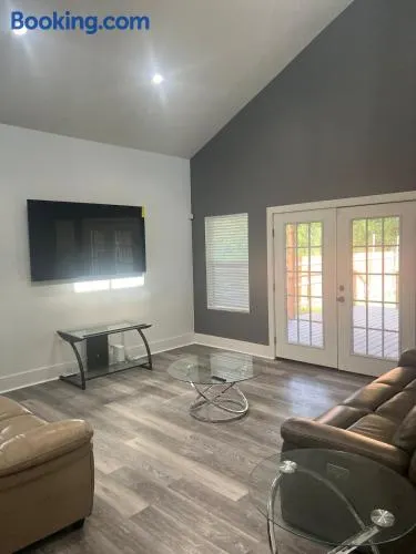 Near WORLD CUP and Dallas Modern home in Lancaster - Image 1