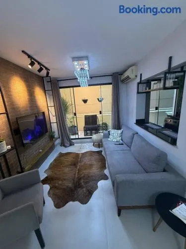 Apartamento quadra Mar com Garagem - Image 1