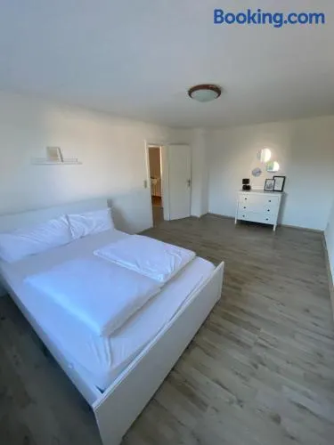 PrimeBnb Ferien- und Montagewohnung - Image 1