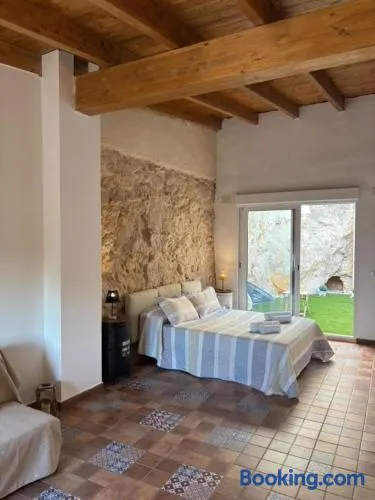 Casa Isabella - Image 1